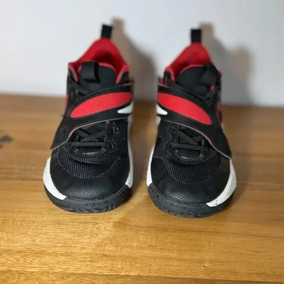 Nike Kids Team Hustle Basketball Sneakers - Picture 4 of 12